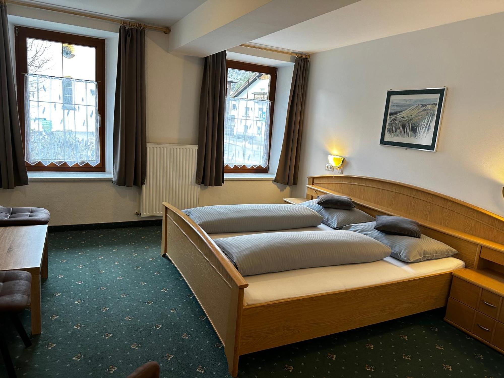 Goldener Adler Bed & Breakfast Scharnitz Exterior photo